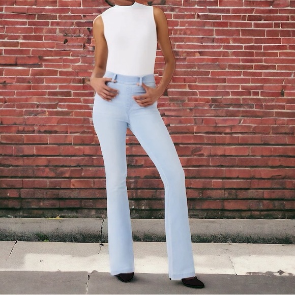 NWOT Spanx Flare Jeans - Picture 1 of 3